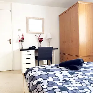 Tower Bridge Guest house